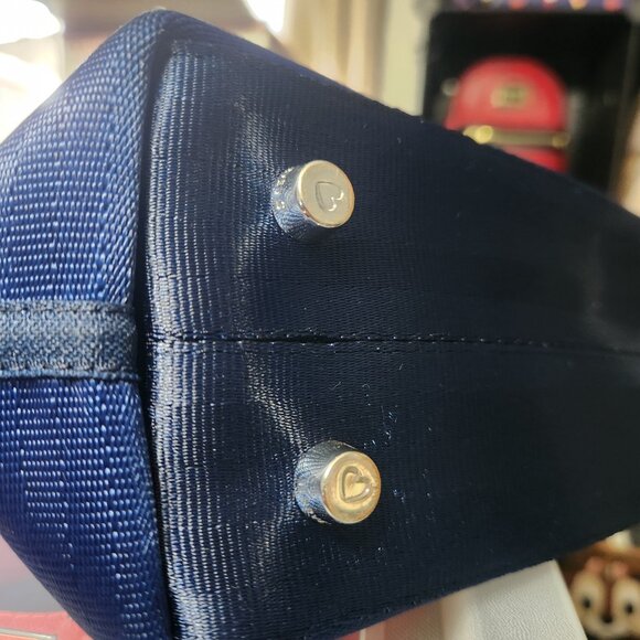 Harveys Seatbelt Seacycle Streamline Tote Denim + Navy EUC - Picture 6 of 7
